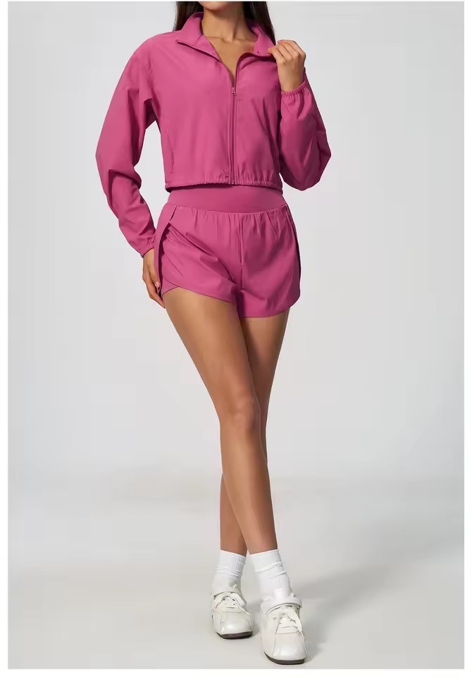 LONG SLEEVES ZIPPER JACKET AND HIGH WAISTS CASUAL SHORTS