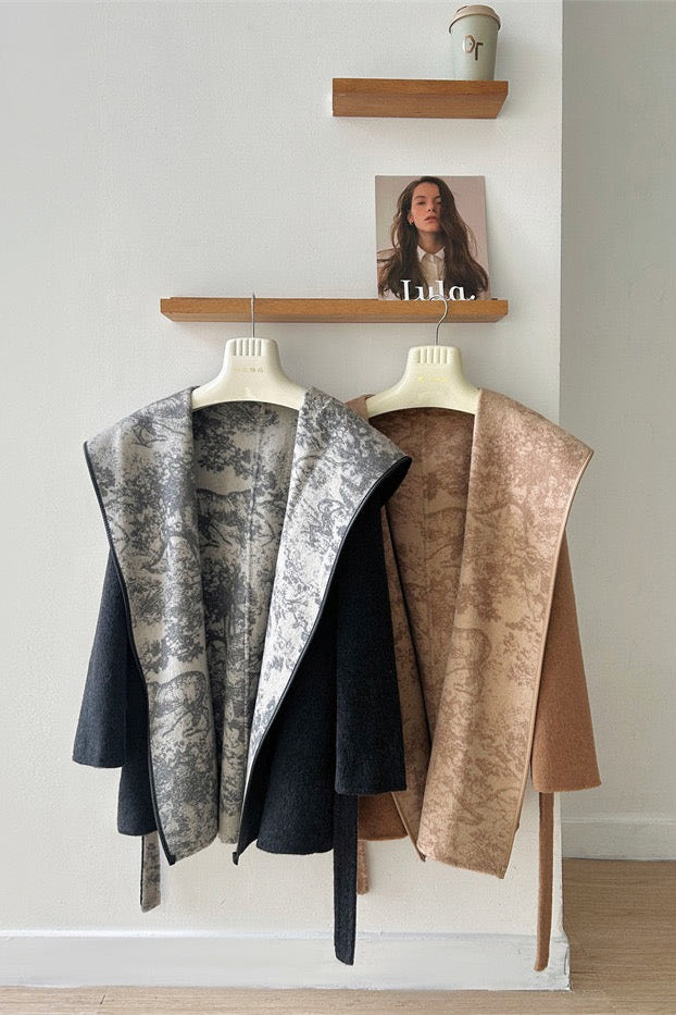 WOOL BELTED PRINTED COAT