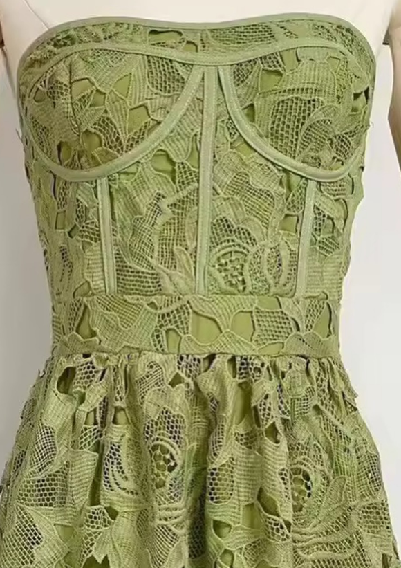 EMBROIDERY ELEGANT DRESS