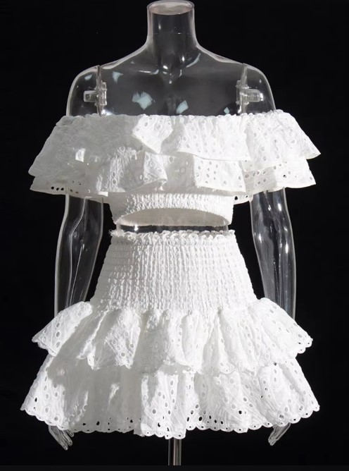 VACAY EMBROIDERY OFF SHOULDER MINI COORD