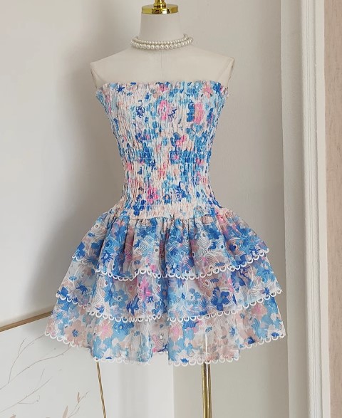 VACAY LAVA PRINT EMBROIDERY MINI DRESS
