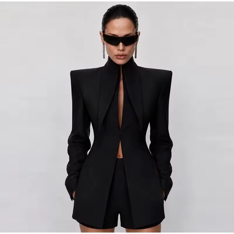 STAND COLLAR STATEMENT SUIT SET