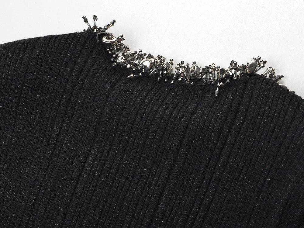 HIGH END NECK V-NECK KNITTED BELTED DRESS