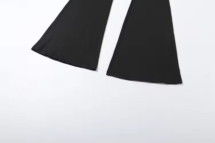 CASUAL PANT AND TOP SET WITH HOOKS