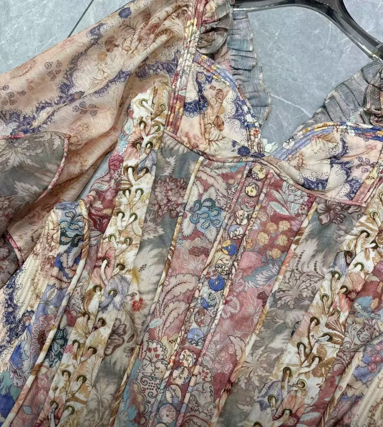 PUFF SLEEVES FLORAL PRINT DRESS