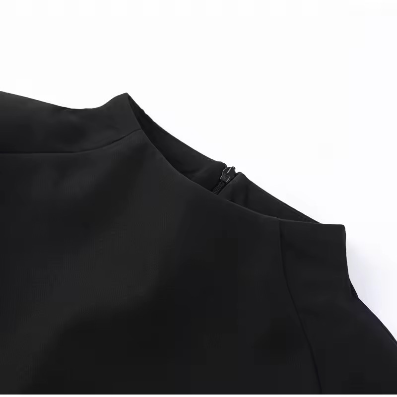 CAPE  STATEMENT MINIMALISTIC TOP