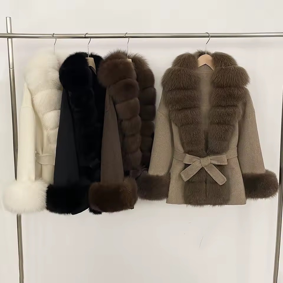 BELTED WOOLEN COAT WITH REAL NATURAL FOX FURR CUFFS